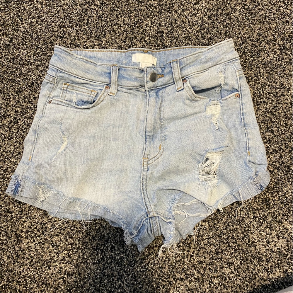H&M Divided jean shorts